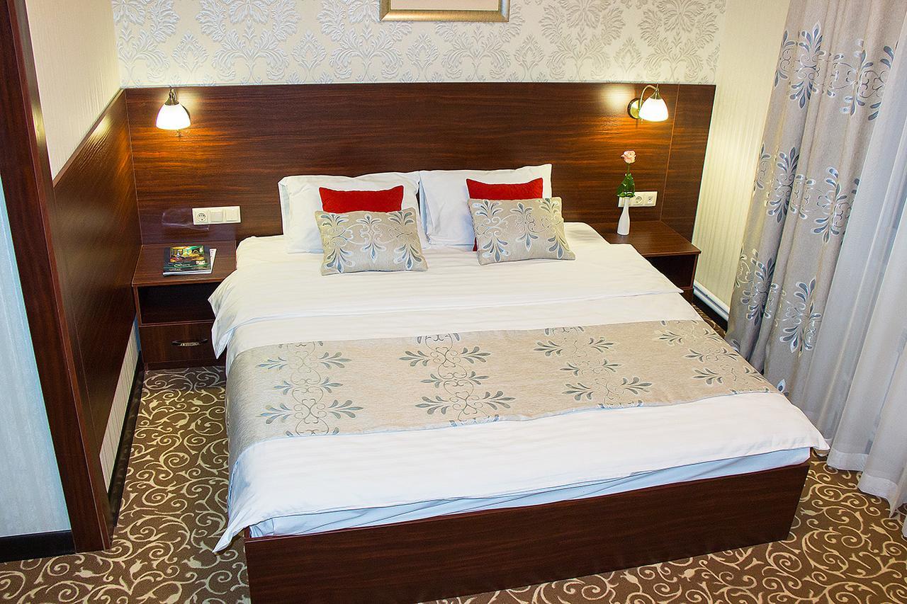 Silk Way Hotel Almaty Exterior foto